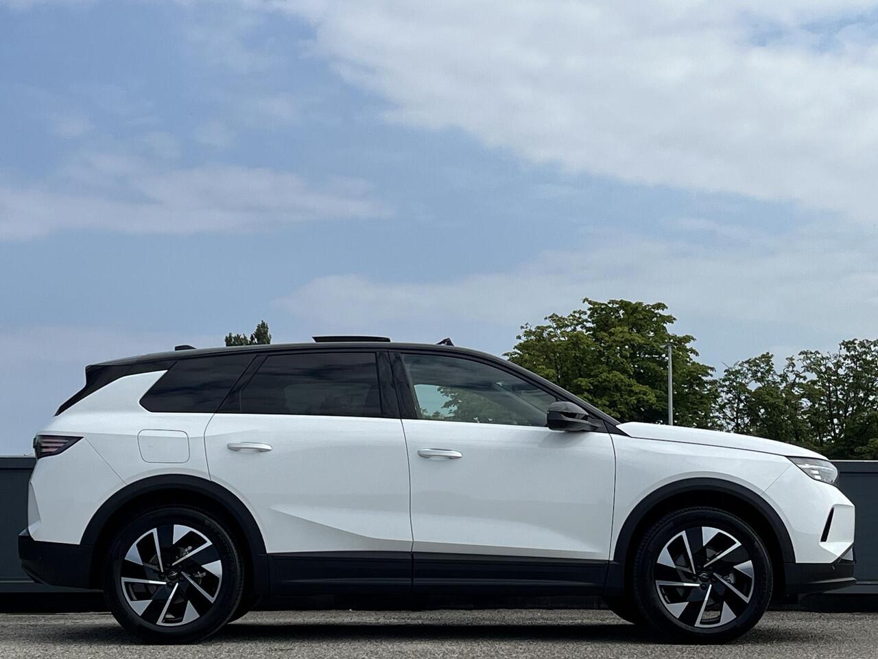 Opel Grandland GS 1.2 Hybrid 145pk eDCT6 | SCHUIF/KANTELDAK | WINTERPACK | PREMIUM AUDIO |