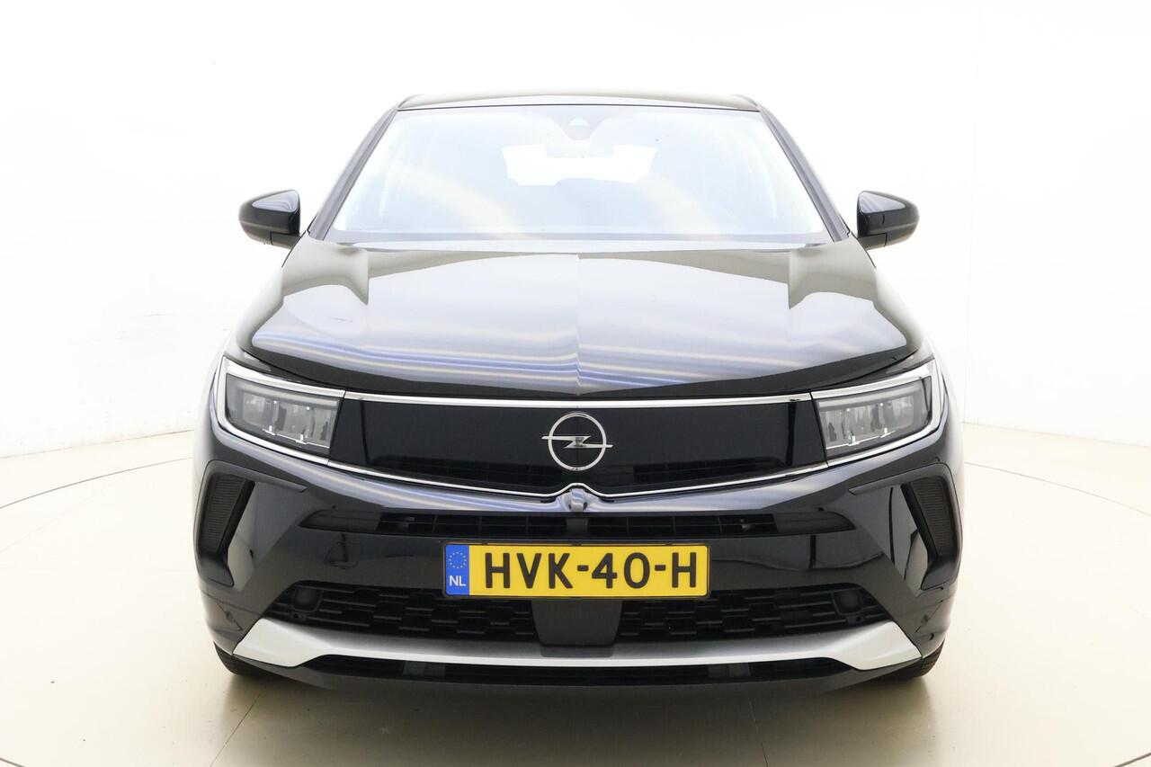 Opel Grandland 1.2 Turbo Level 2 | Navigatie via Carplay | Climate control | Stoel & Stuurverwarming | Parkeersensoren | Lichtmetalen velgen | Verwarmd voorruit
