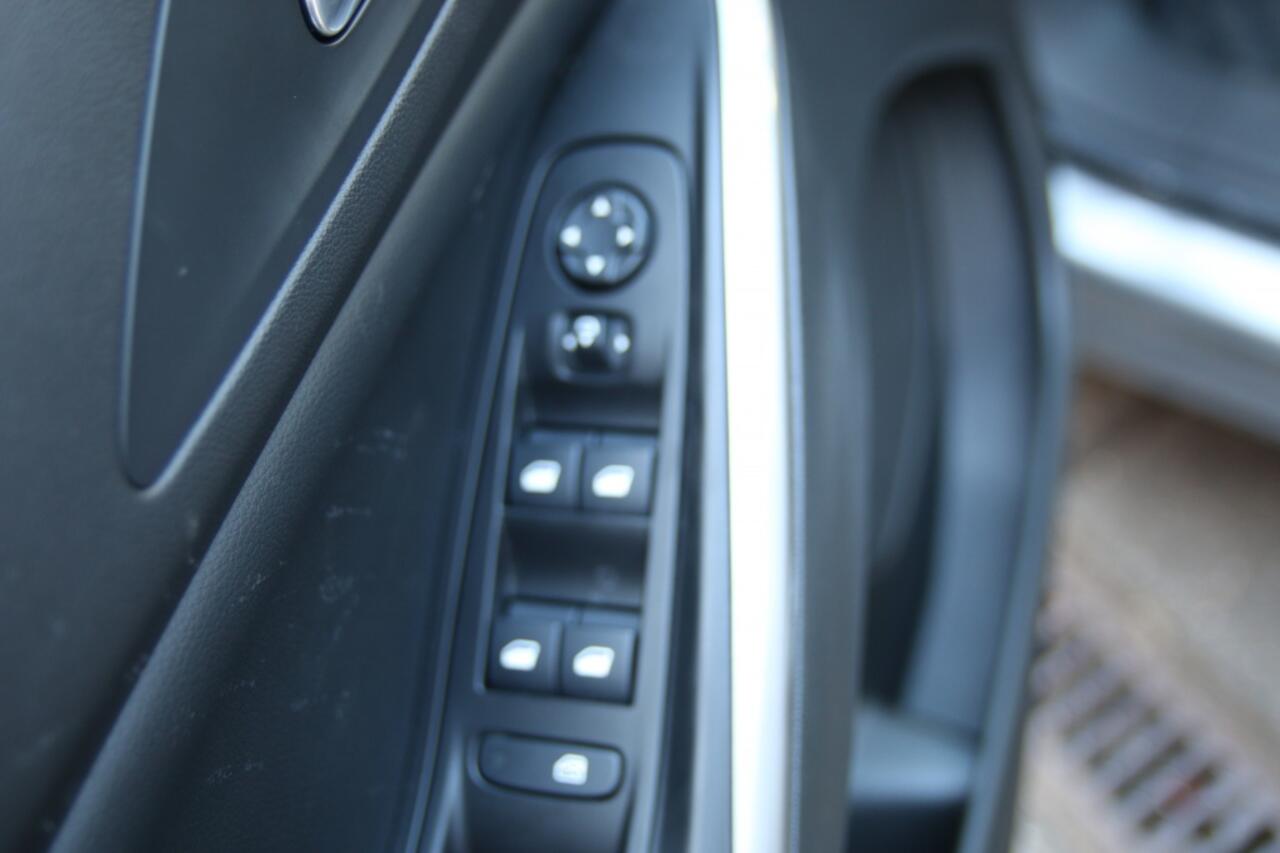 Opel Grandland 1.2 Turbo Ultimate | Apple carplay | 360 camera | Navigatie |