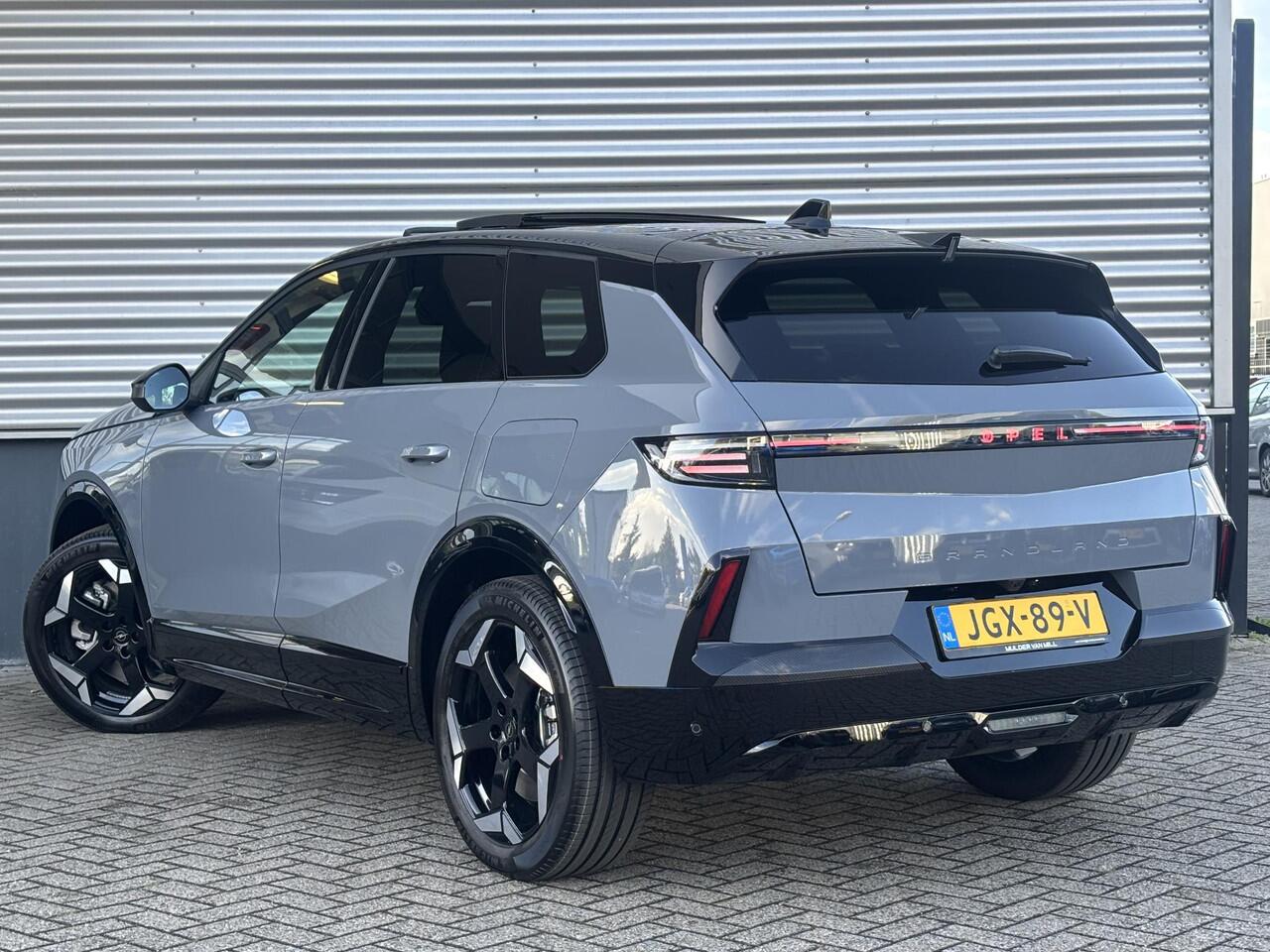 Opel Grandland Electric Ultimate 73kWh 325pk AWD | Hi-Fi FOCAL® | NAPPA LEDER | SCHUIF/KANTELDAK | LED PIXEL VERLICHTING | HEAD UP DISPLAY | ISOFIX |