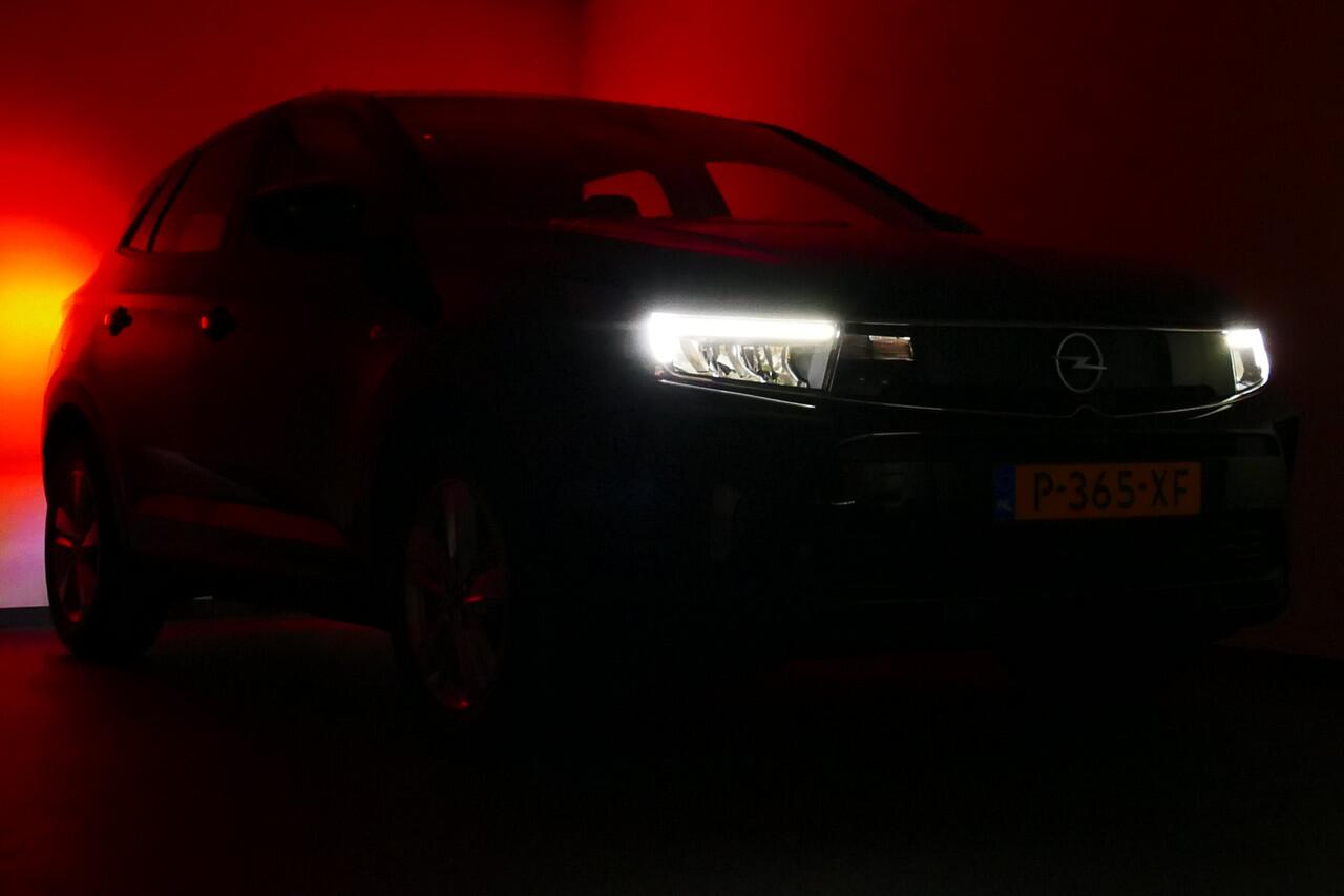 Opel Grandland 1.2 130pk Turbo Edition. Carplay/Android Navi, Clima, Cruise, 17"LMV, Haak 1400kg