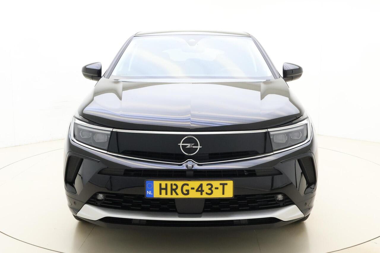 Opel Grandland 1.2 Turbo GS 130pk | Navigatie | Climate Control | Camera | Cruise Control | LED Verlichting | Parkeersensoren | Getint glas | Lichtmetalen velgen