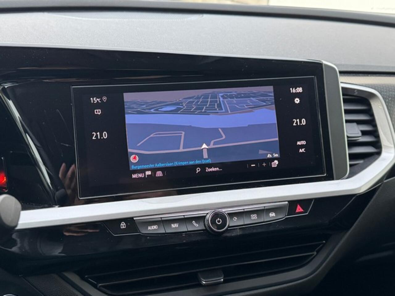 Opel Grandland 1.6 Turbo Plug-In Hybrid Elegance met Navi/Camera, Trekhaak, 19inch, Winterpakket