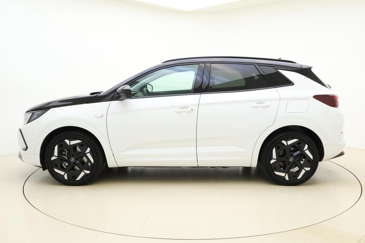 Opel Grandland 1.6 Turbo Plug-In Hybrid 300pk 4x4 GSe | Adaptive Cruise Control | 360° Camera | Stoelverwarming | Elektrische achterklep | Night Vision | Camera | 19'' LM Velgen
