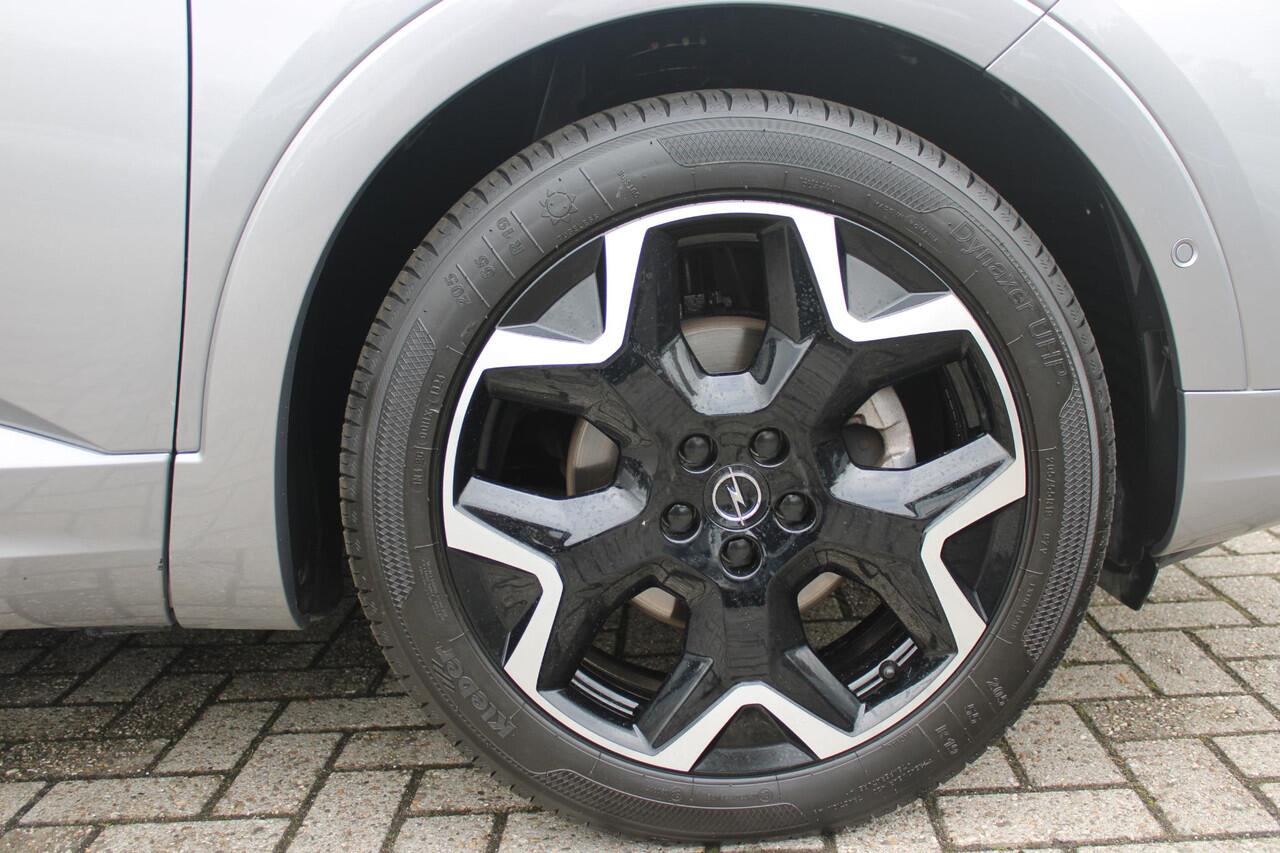 Opel Grandland 1.2 Turbo 130PK AUTOMAAT ULTIMATE | STOEL/STUUR/VOORRUIT VERWARMING | ACHTRERUITRIJ CAMERA | DODEHOEK DETECTIE | ELEKTRISCH BEDIENBARE ACHTERKLEP | FULL LED MATRIX KOPLAMPEN | NAVIGATIE | 19" LICHTMETALEN VELGEN | ALCANTARA BEKLEDING | APPLE CARPLAY/ANDRO
