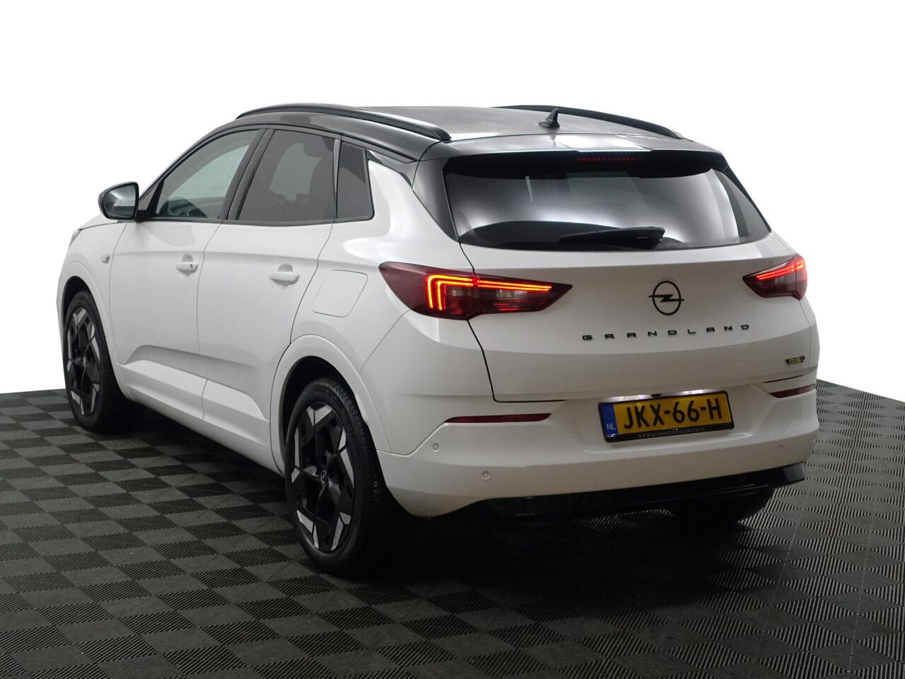 Opel Grandland 1.6 Turbo Plug-In Hybrid 4x4 GSe- Two Tone, Carplay, Android Auto, 360 Camera, Standkachel, Lane Assist