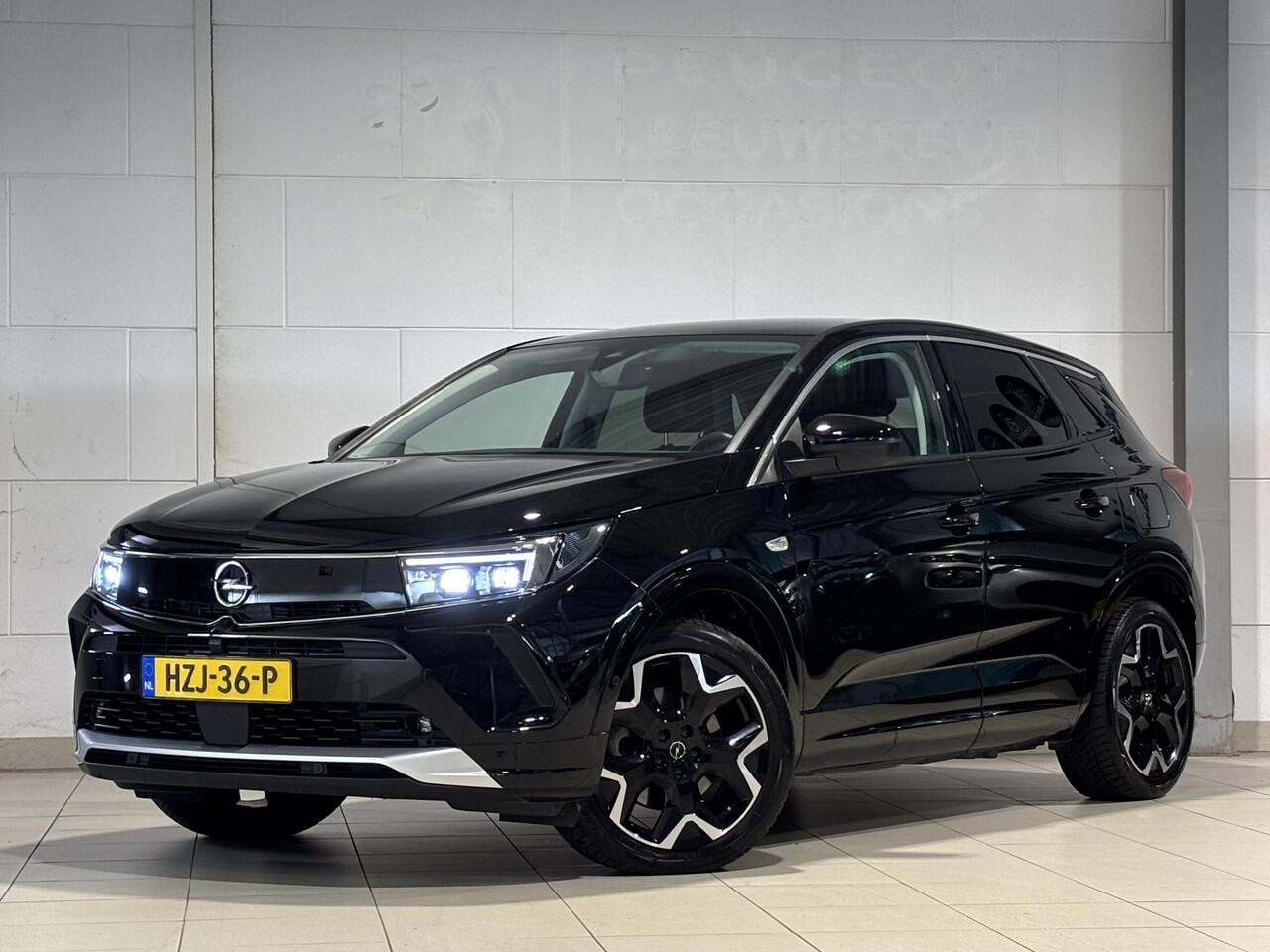 Opel Grandland Ultimate 1.6 HYbrid PHEV 225pk | ALCANTARA/LEDER | LED PIXEL VERLICHTING | KEYLESS | WINTER PACK | ISOFIX | NAVI PRO |