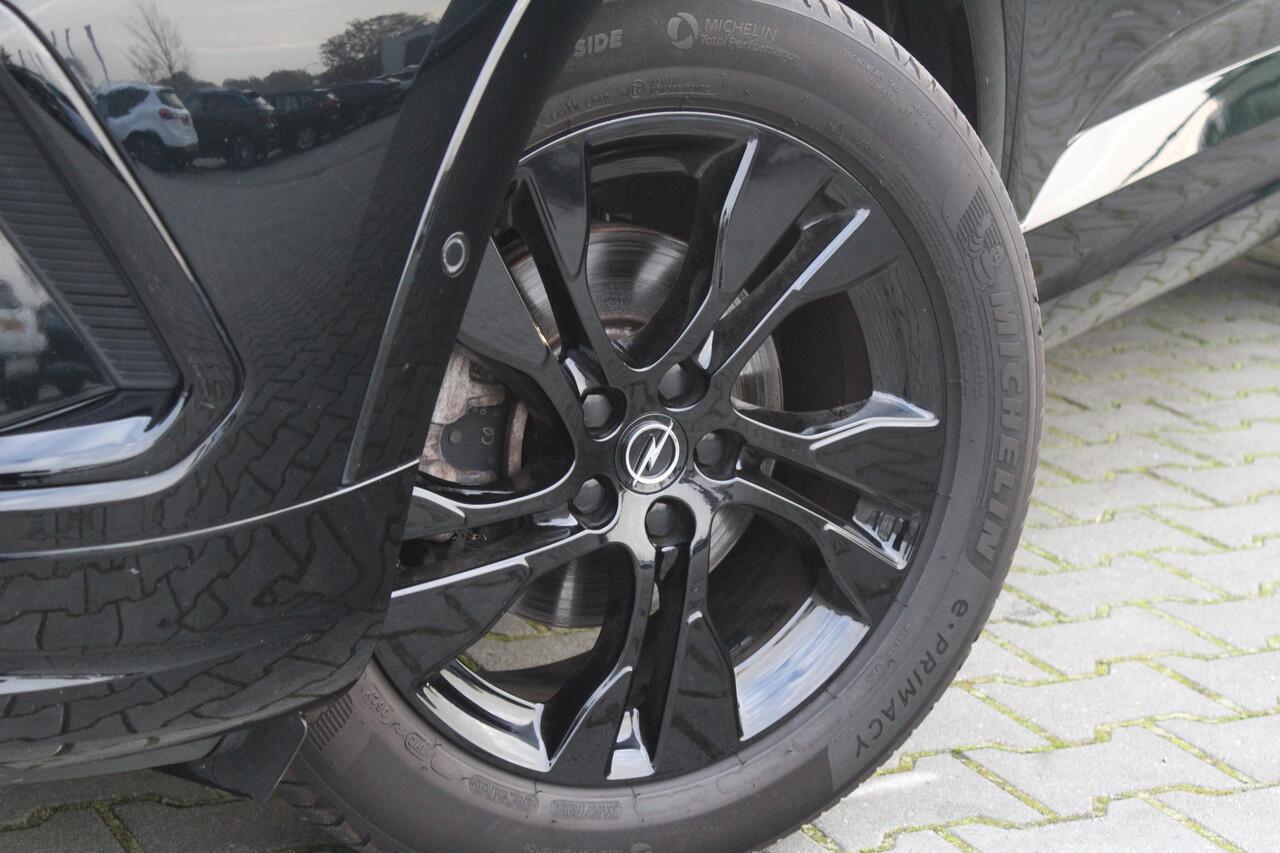 Opel Grandland 1.2 Turbo Level 4 | Automaat | Incl. 12 maanden garantie | Apple Carplay | Stoel en stuurverwarming | Sportstoelen | Virtueel dashboard | Cruise control | Climate control | Verkeersbord herkenning | Parkeersensoren | Lane assist | Draadloos telefoon laden