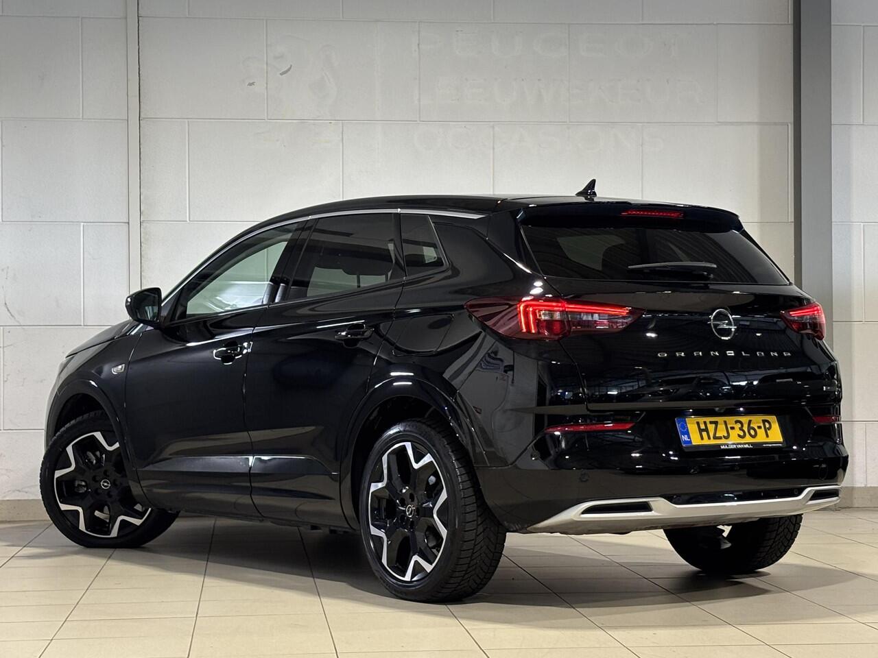 Opel Grandland Ultimate 1.6 HYbrid PHEV 225pk | ALCANTARA/LEDER | LED PIXEL VERLICHTING | KEYLESS | WINTER PACK | ISOFIX | NAVI PRO |