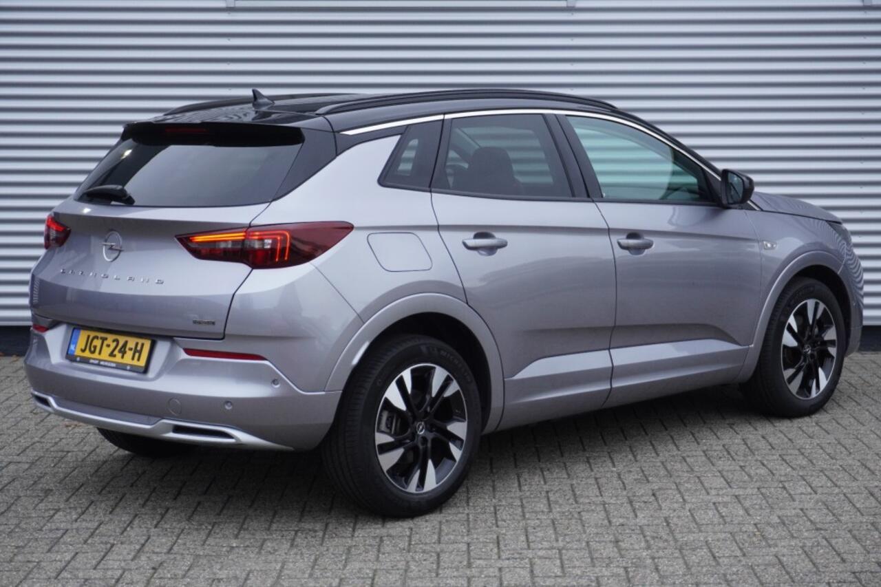 Opel Grandland 1.6 Turbo Hybrid Elegance / Camera / Winterpakket / Adaptive Cruise