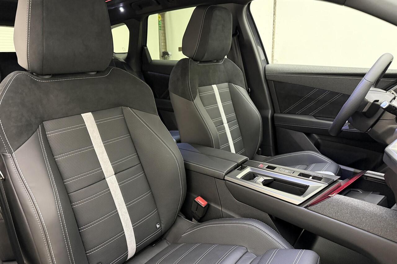 Opel Grandland Electric Ultimate AWD 73 kWh | LED matrix | 4-WD aandrijving | Lederen bekleding | Stoelmassage + geheugenstoel | Panoramadak | Camera's rondom | Navigatie | Full option