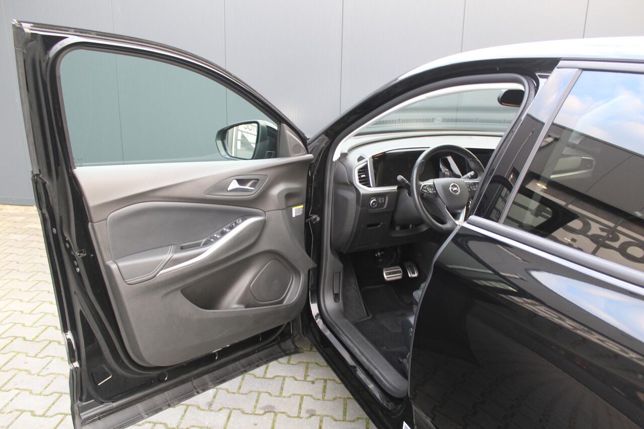 Opel Grandland 1.2 Turbo Level 4 | Automaat | Incl. 12 maanden garantie | Apple Carplay | Stoel en stuurverwarming | Sportstoelen | Virtueel dashboard | Cruise control | Climate control | Verkeersbord herkenning | Parkeersensoren | Lane assist | Draadloos telefoon laden