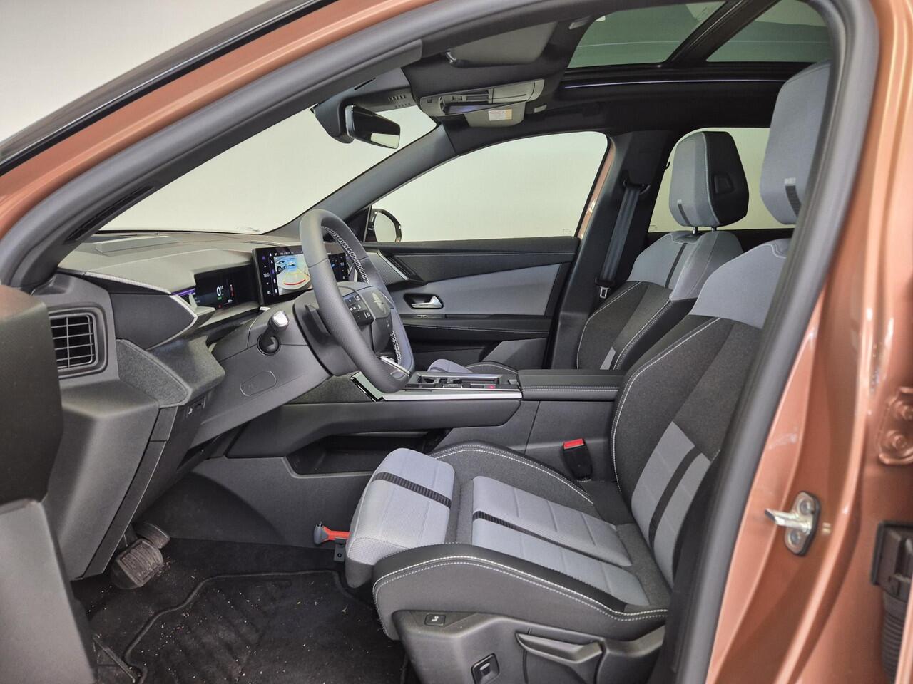 Opel Grandland Electric GS 73 kWh Head-Up Display | Panoramisch-Schuif/Kanteldak| 360° Camera | Navigatie | Stoel/Stuurverwarming | Apple Carplay/Android Auto |