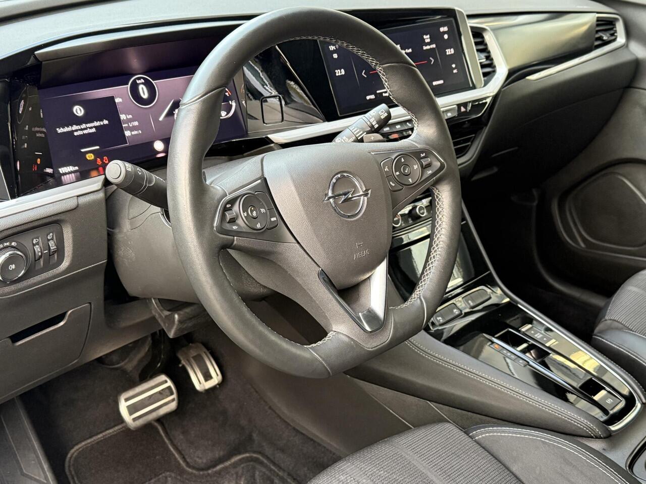 Opel Grandland 1.2 Turbo GS l Navigatie l Stoelverwarming l AppleCarplay