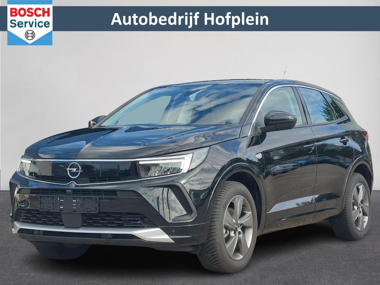 Opel Grandland 1.2 Turbo 130PK Elegance 10.000KM!!! BTW Auto | Climate Control | AGR-Sportstoelen | Stuurverwarming + Stoelverwarming+ voorruitverwarming | Navigatie By App| Apple Car play/Android Auto | |Cruise | 17"LM-Velgen | PDC | LED Verlichting | Digitaal Dashboa