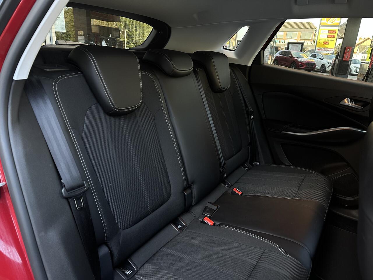 Opel Grandland 1.2 Turbo Elegance Camera/Dodehoek sensor/Keyless Open