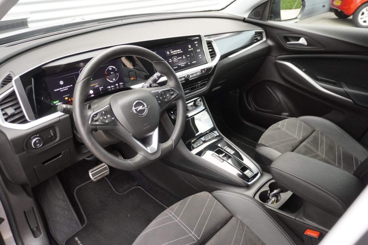 Opel Grandland 1.6 Turbo Hybrid Elegance / Camera / Winterpakket / Adaptive Cruise