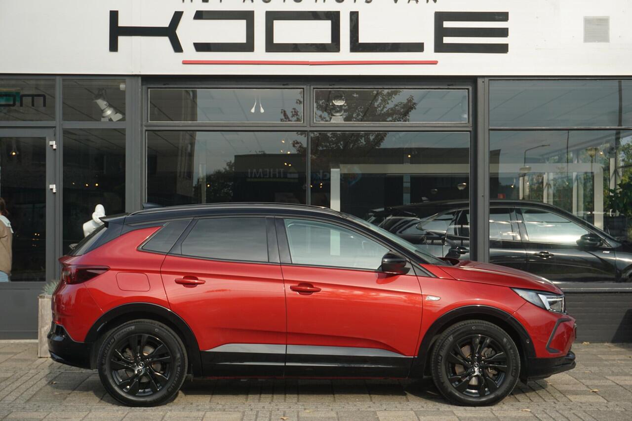 opel-grandland-1.6-turbo-plug-in-hy