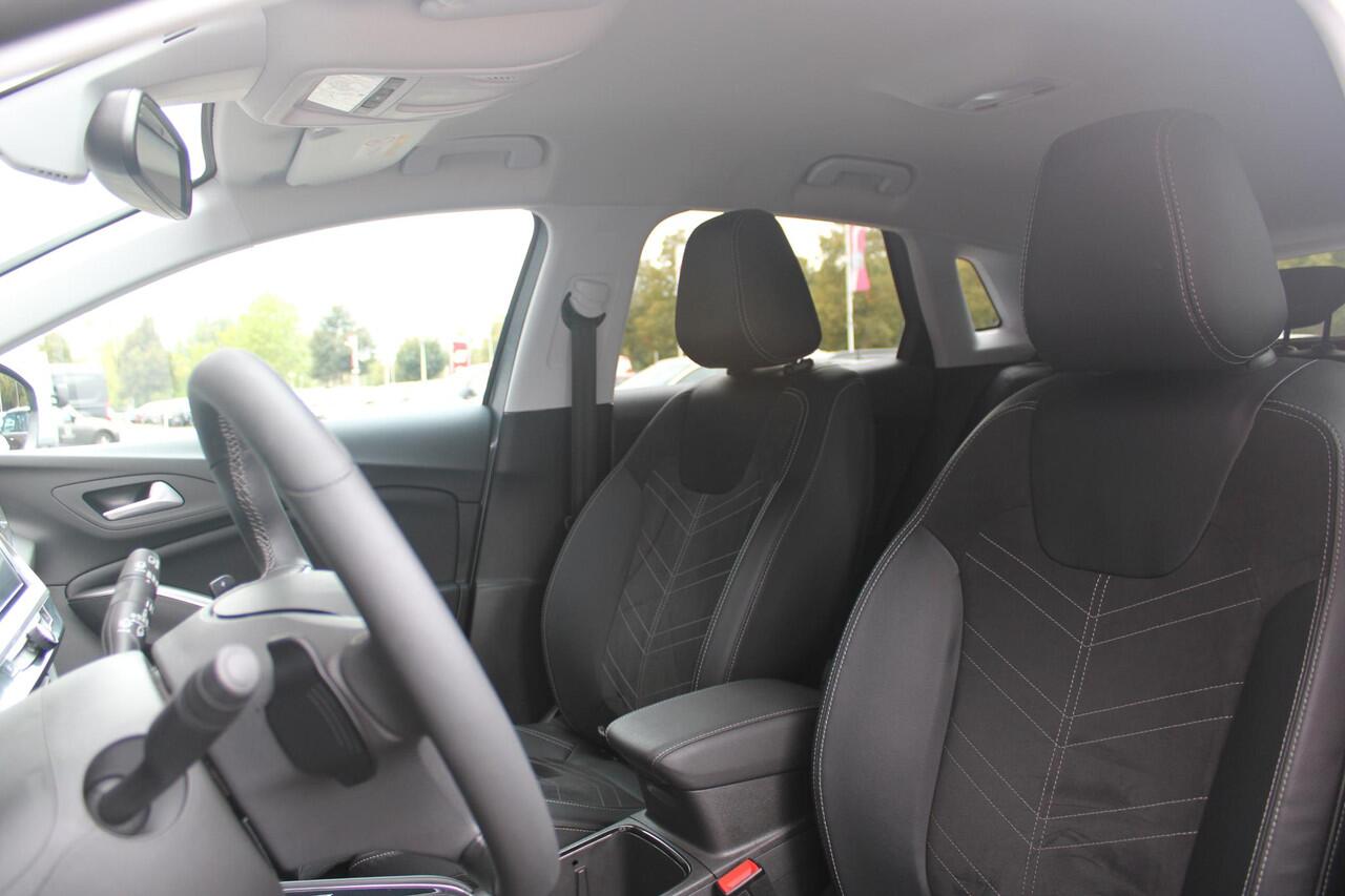 Opel Grandland 1.2 Turbo 130PK AUTOMAAT ULTIMATE | STOEL/STUUR/VOORRUIT VERWARMING | ACHTRERUITRIJ CAMERA | DODEHOEK DETECTIE | ELEKTRISCH BEDIENBARE ACHTERKLEP | FULL LED MATRIX KOPLAMPEN | NAVIGATIE | 19" LICHTMETALEN VELGEN | ALCANTARA BEKLEDING | APPLE CARPLAY/ANDRO