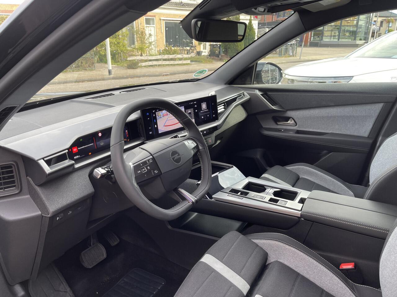 Opel Grandland 1.2 Turbo Hybrid Edition 19 inch/Navi/Dodehoek sensor/Stoel+stuurverwaring.