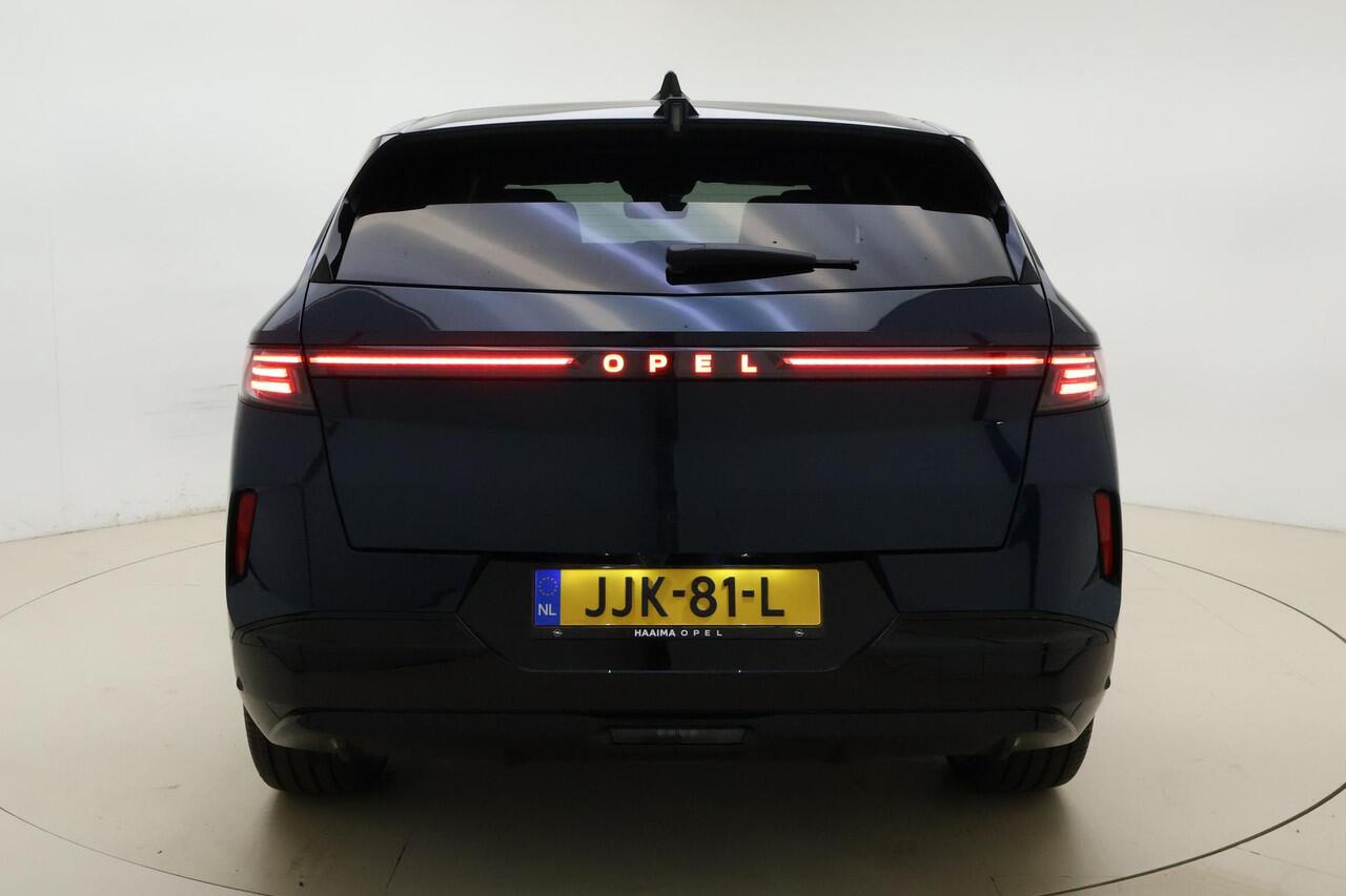 Opel Grandland Electric Business Edition 73 kWh 213pk | Lederen Bekleding | Panoramadak | Massagestoelen | Matrix Verlichting | Navigatie | Rondomzicht Camera | 20" Lichtmetalen Velgen | Cruise Control Adaptief | HUD