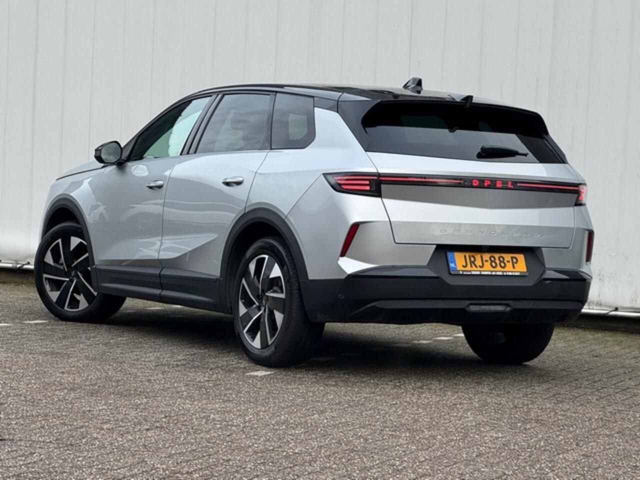 Opel Grandland 1.2 Turbo 145PK Hybrid GS met Navi/Camera, Winterpakket, AGR, 19inch, Full LED