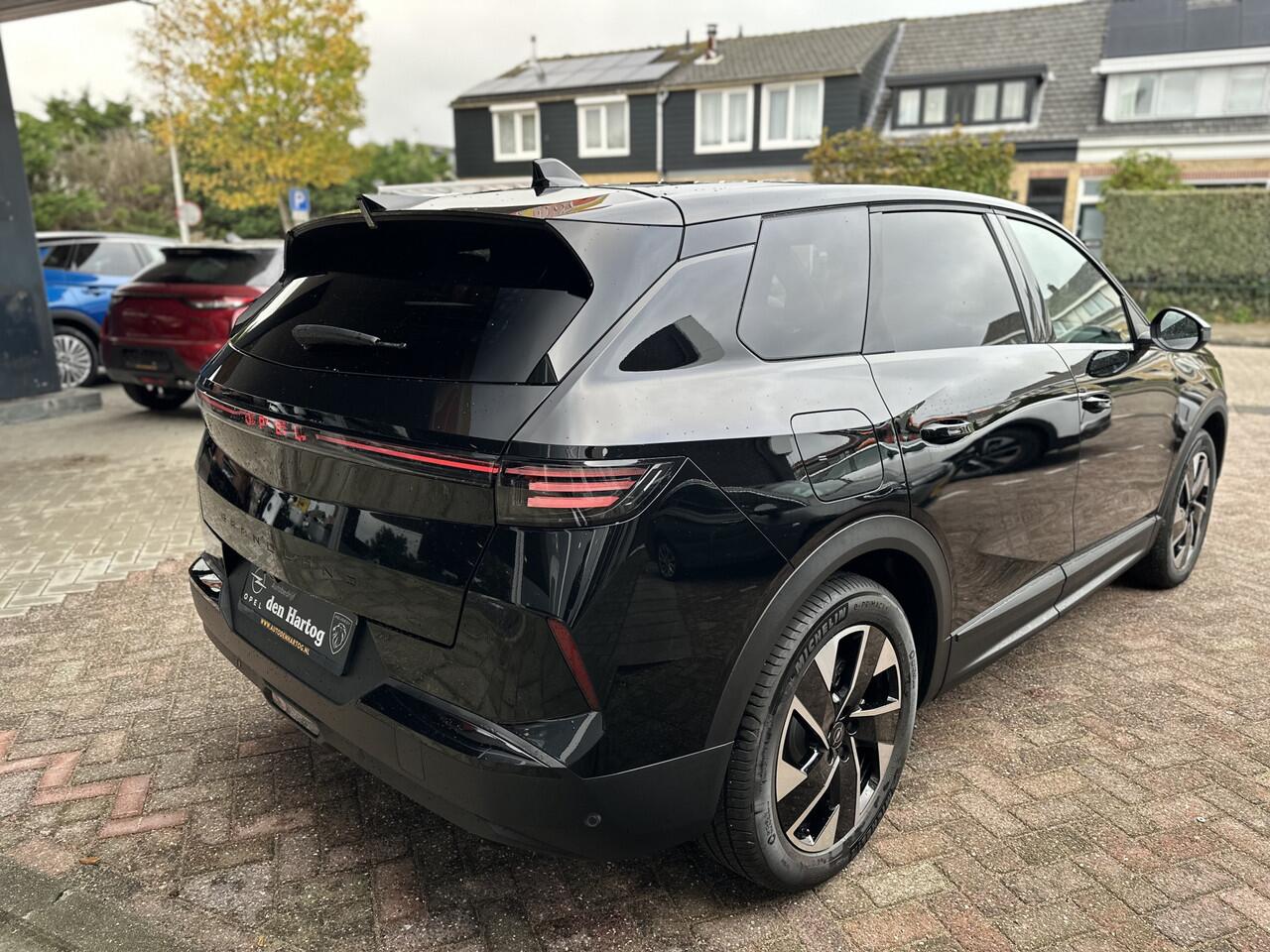 Opel Grandland 1.2 Turbo Hybrid GS Stoel+Stuurverwarming/Camera/Navigatie.