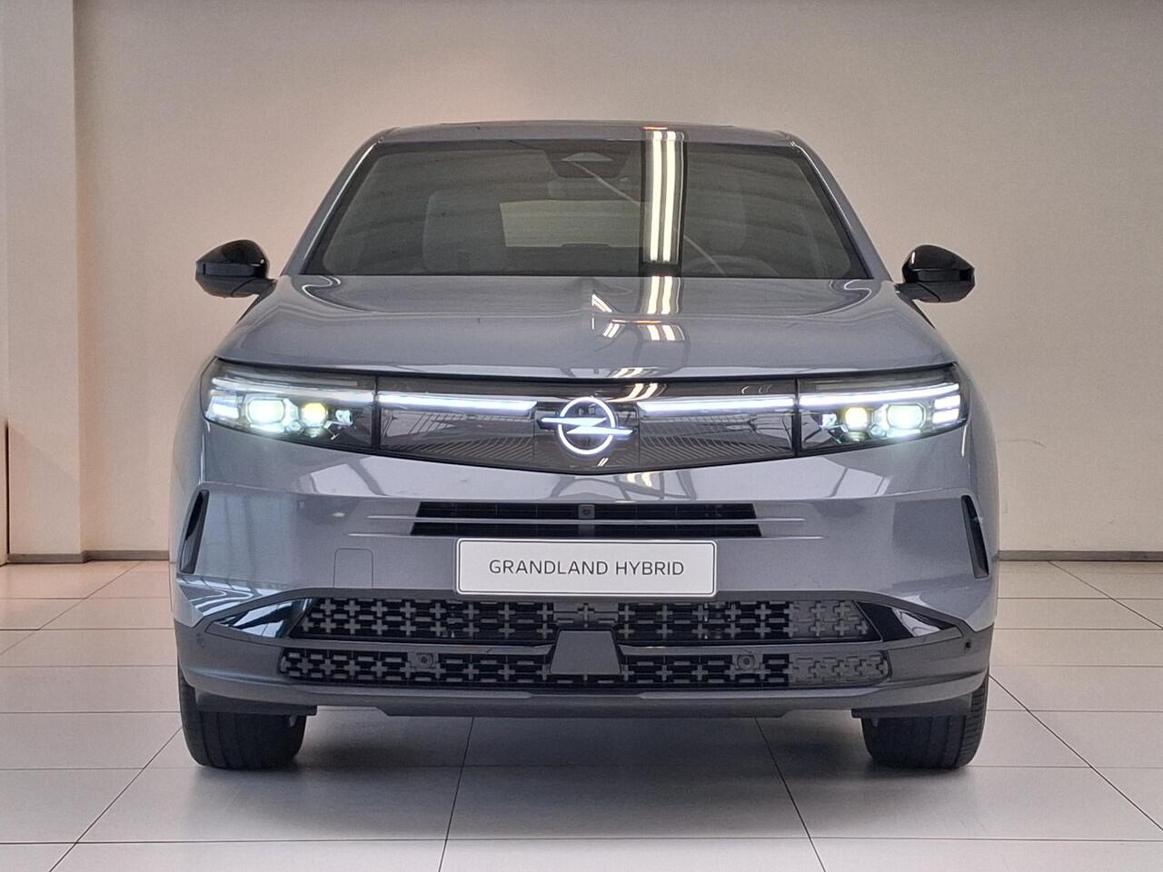 Opel Grandland 1.2 Turbo Hybrid Business Edition Automaat | Navigatie | Panoramisch Schuifdak | Head-Up Display | Elektrische Kofferklep | Focal Hi-Fi |