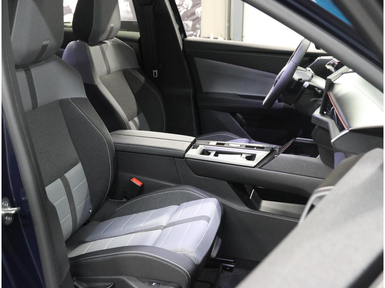 Opel Grandland 1.2 Turbo Hybrid Business Edition | Incl. ¤3.046,- Korting! | AUTOMAAT | 360° Camera | Stoel, stuur & voorruit verwarmd | Apple Carplay/Android Auto | Elektr. achterklep | ARG-stoelen | Matrix LED | Navigatie |