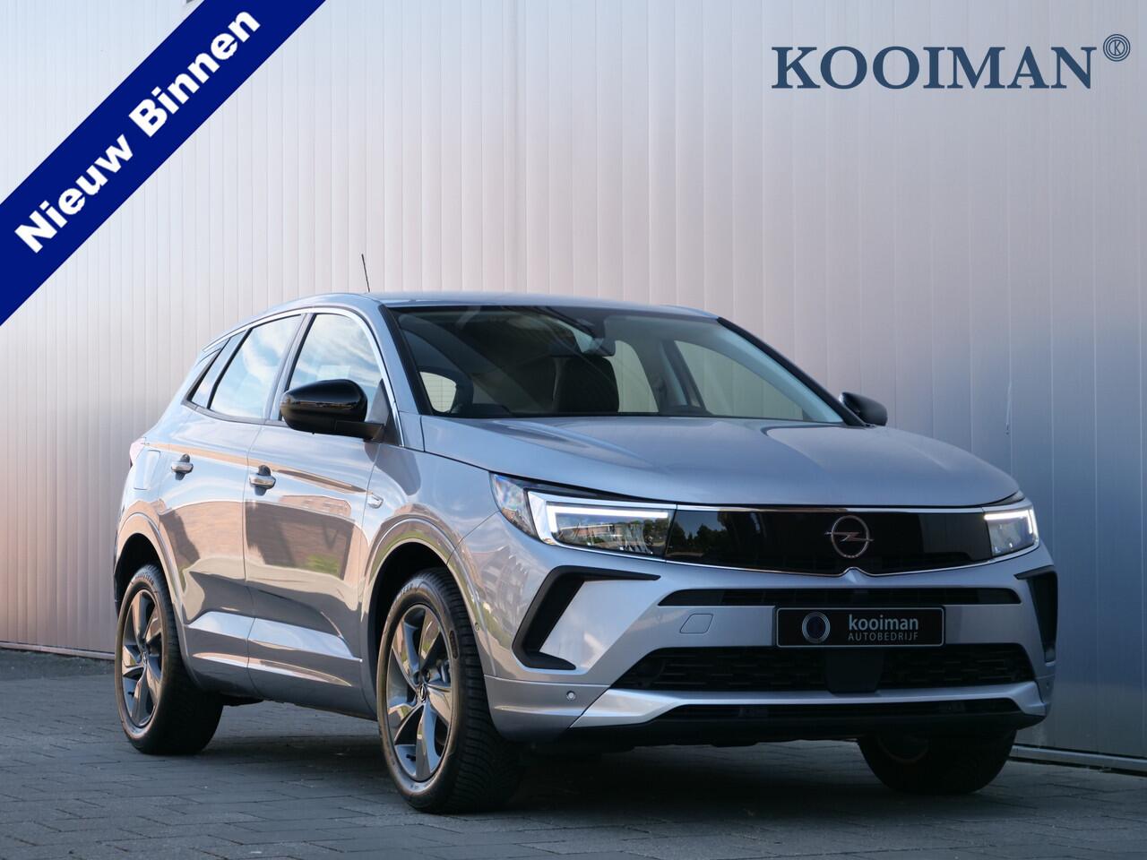 Opel Grandland 1.2 Turbo 130pk Elegance Apple Carplay / Winterpakket / Cruise Control