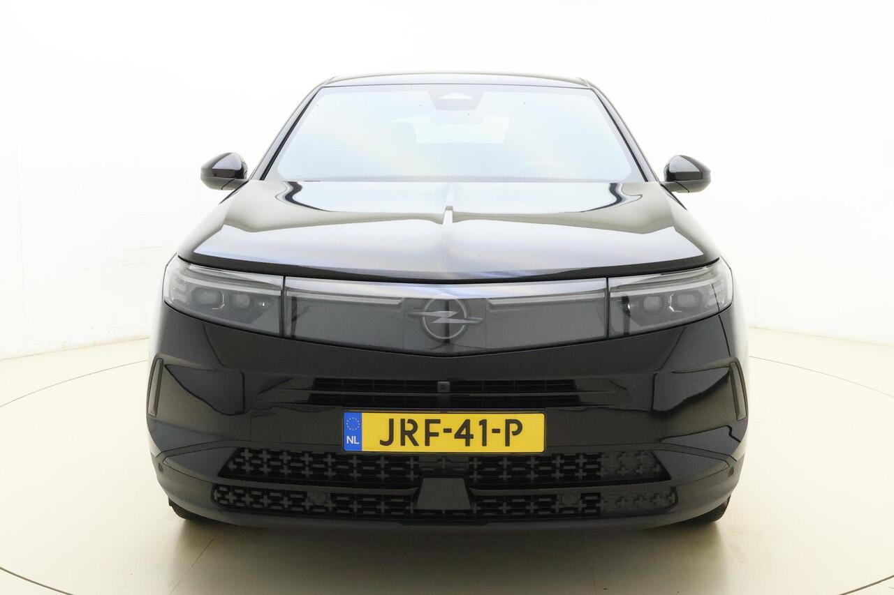 Opel Grandland GS 145Pk Turbo Hybrid Automaat | Navigatie | Stoel & Stuurverwarming | AGR | Camera | 19" LM-Velgen | LED Verlichting | Elektrisch Pakket