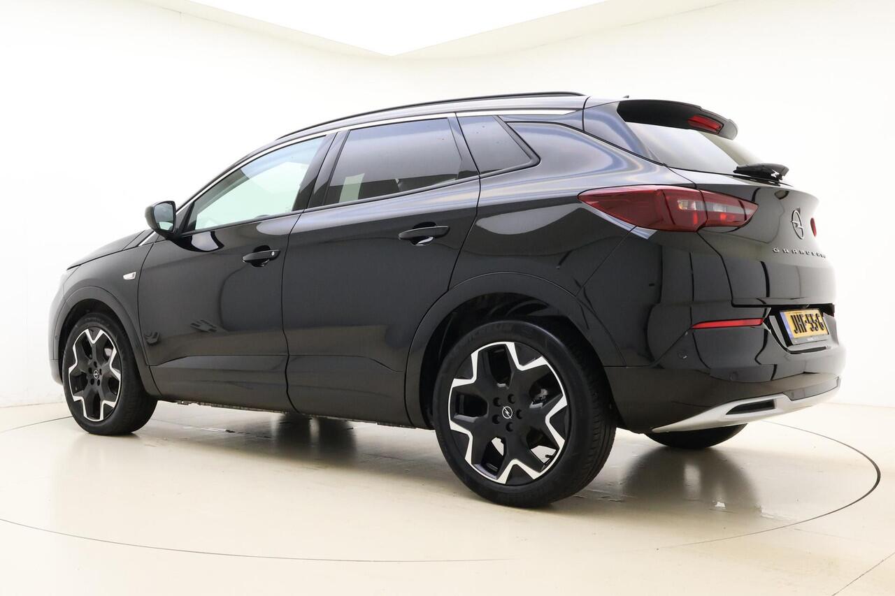 Opel Grandland 1.2 Turbo Ultimate | Navigatie | Climate & Cruise Control | Elektrische Achterklep | Stoel & Stuurverwarming |