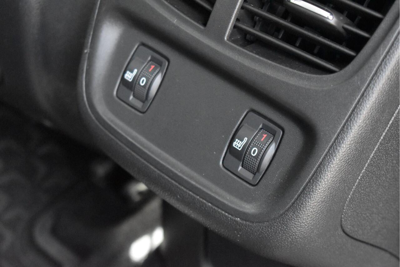 Opel Grandland 1.2 Turbo Elegance 131 PK Winter pakket | DAB | Carplay / Androidauto | Stoelverwarming 4x | Camera | Trekhaak | 4-Seasons | LED verlichting