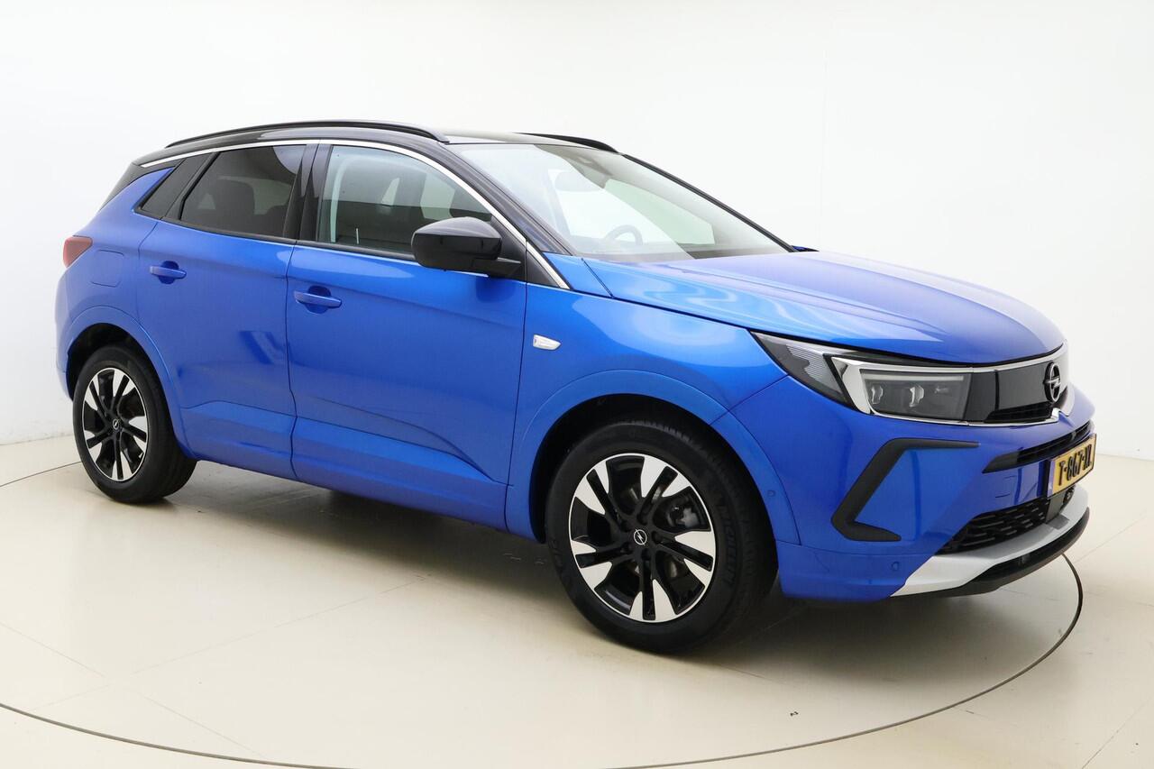 Opel Grandland 1.2 Turbo Ultimate | Adaptive Cruise Control | Stoelverwarming | Verwarmd stuurwiel | Keyless Entry & Start | 360° Camera | Matrix LED