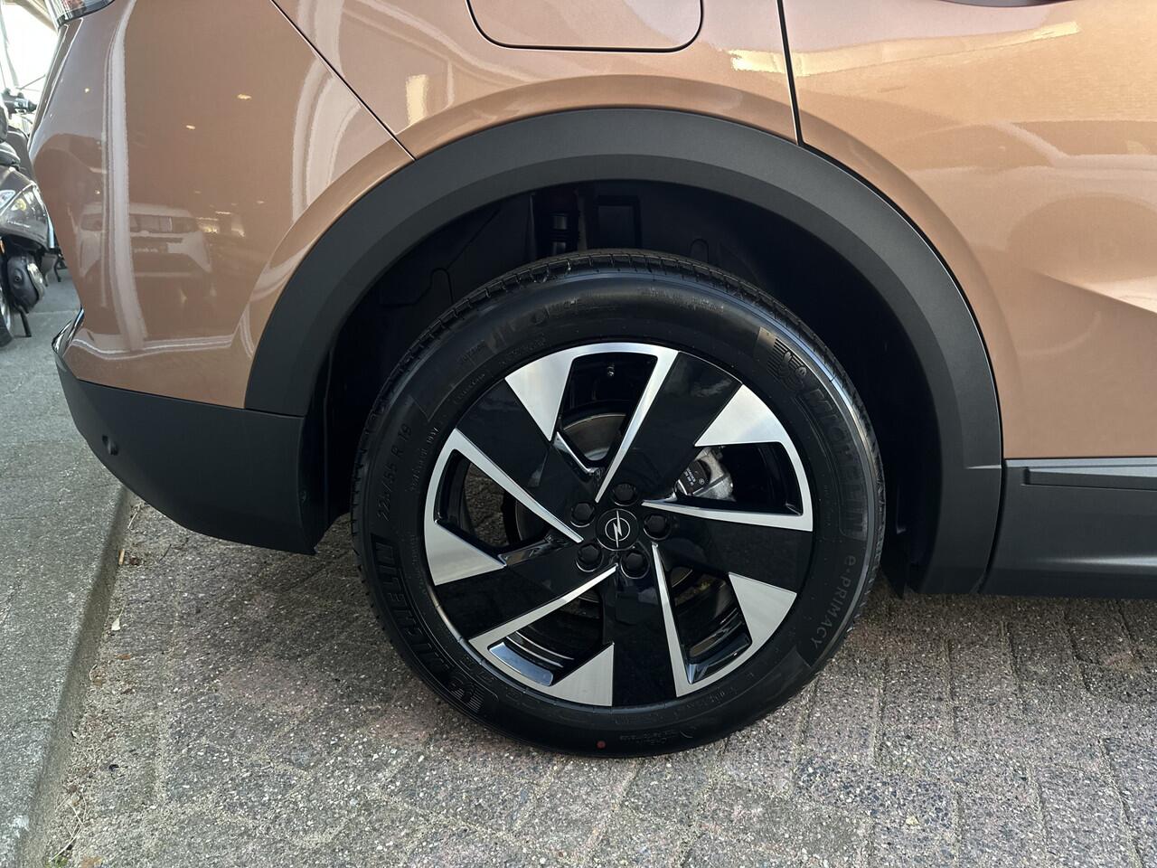 Opel Grandland 1.2 Turbo Hybrid GS Panoramadak/LED Matrix/Head-Up Display/AGR/Stoelverwarming