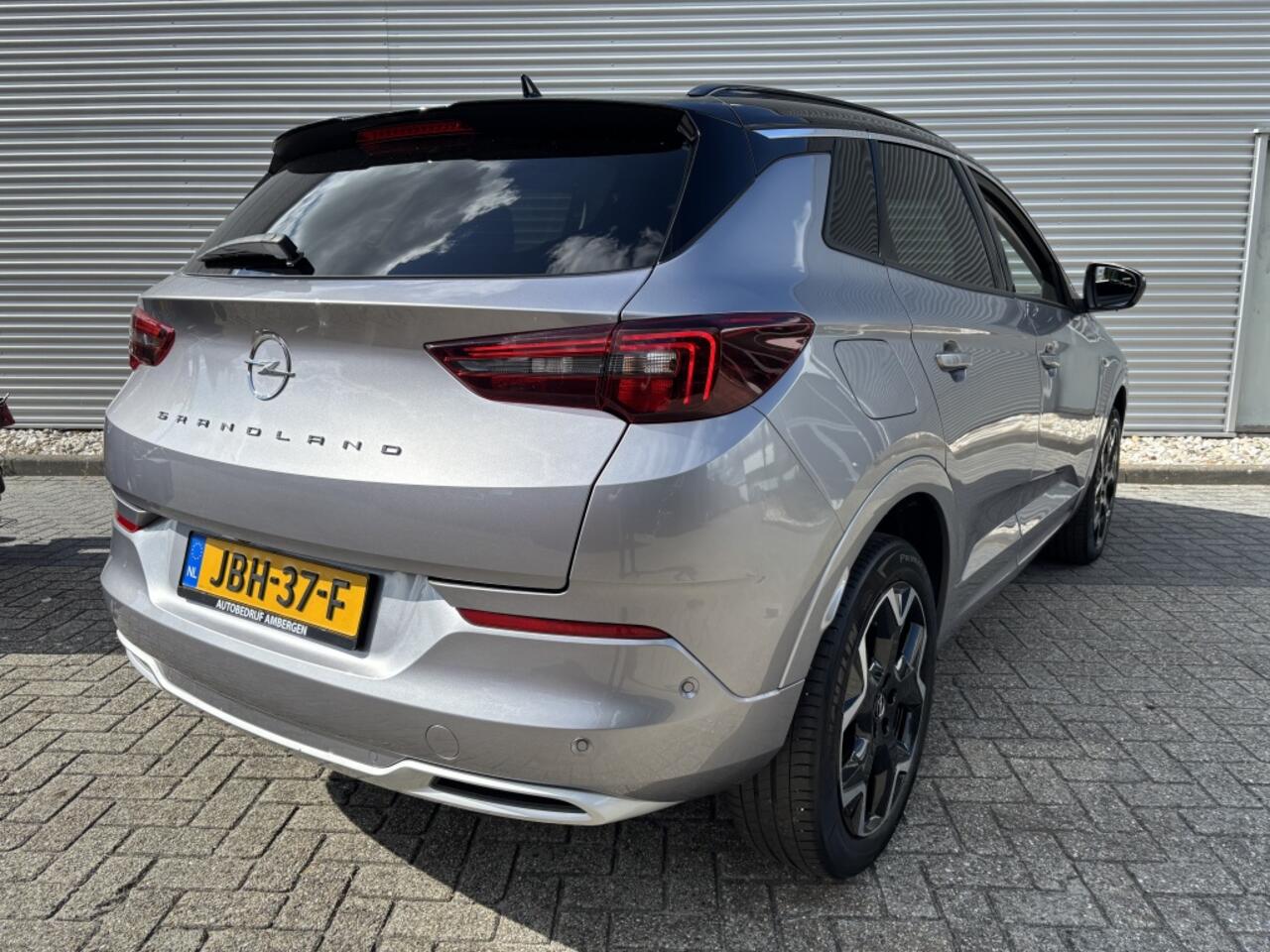 Opel Grandland 1.2 Turbo (130Pk) Ultimate Clima Camera Géén Afleverkosten