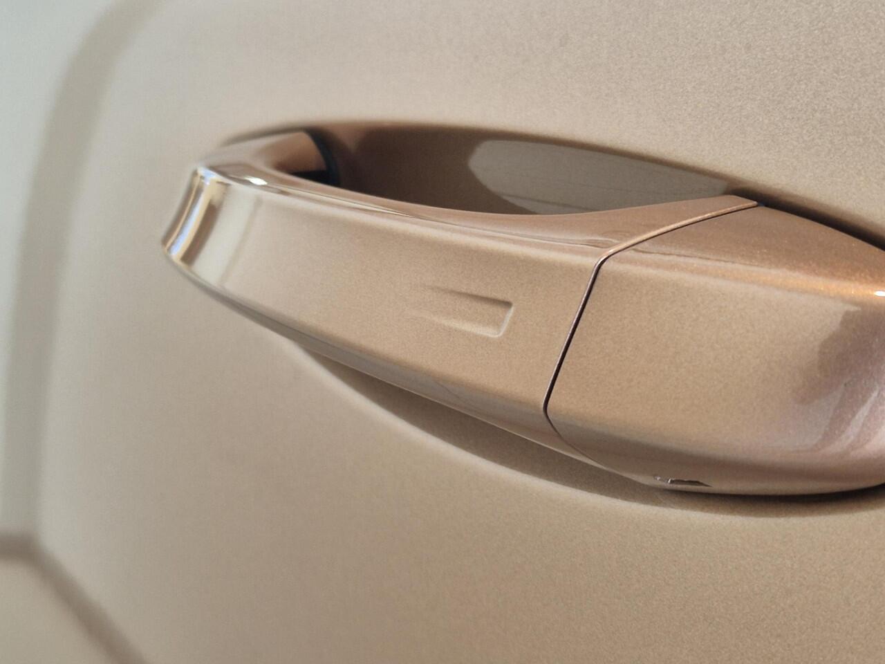 Opel Grandland Electric GS 73 kWh Head-Up Display | Panoramisch-Schuif/Kanteldak| 360° Camera | Navigatie | Stoel/Stuurverwarming | Apple Carplay/Android Auto |