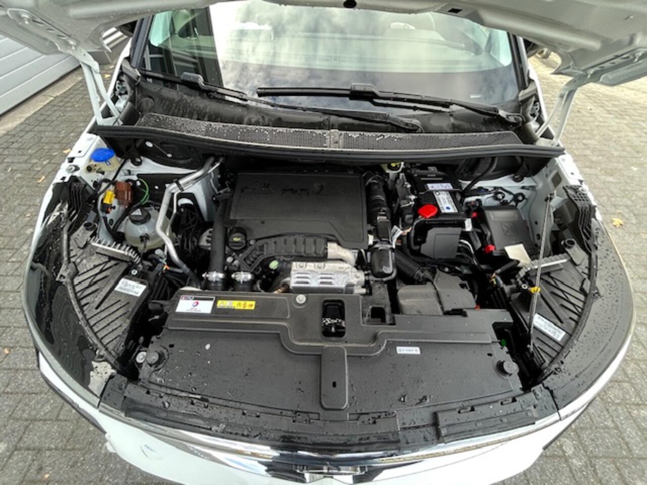 Opel Grandland 1.2 Turbo Level 3