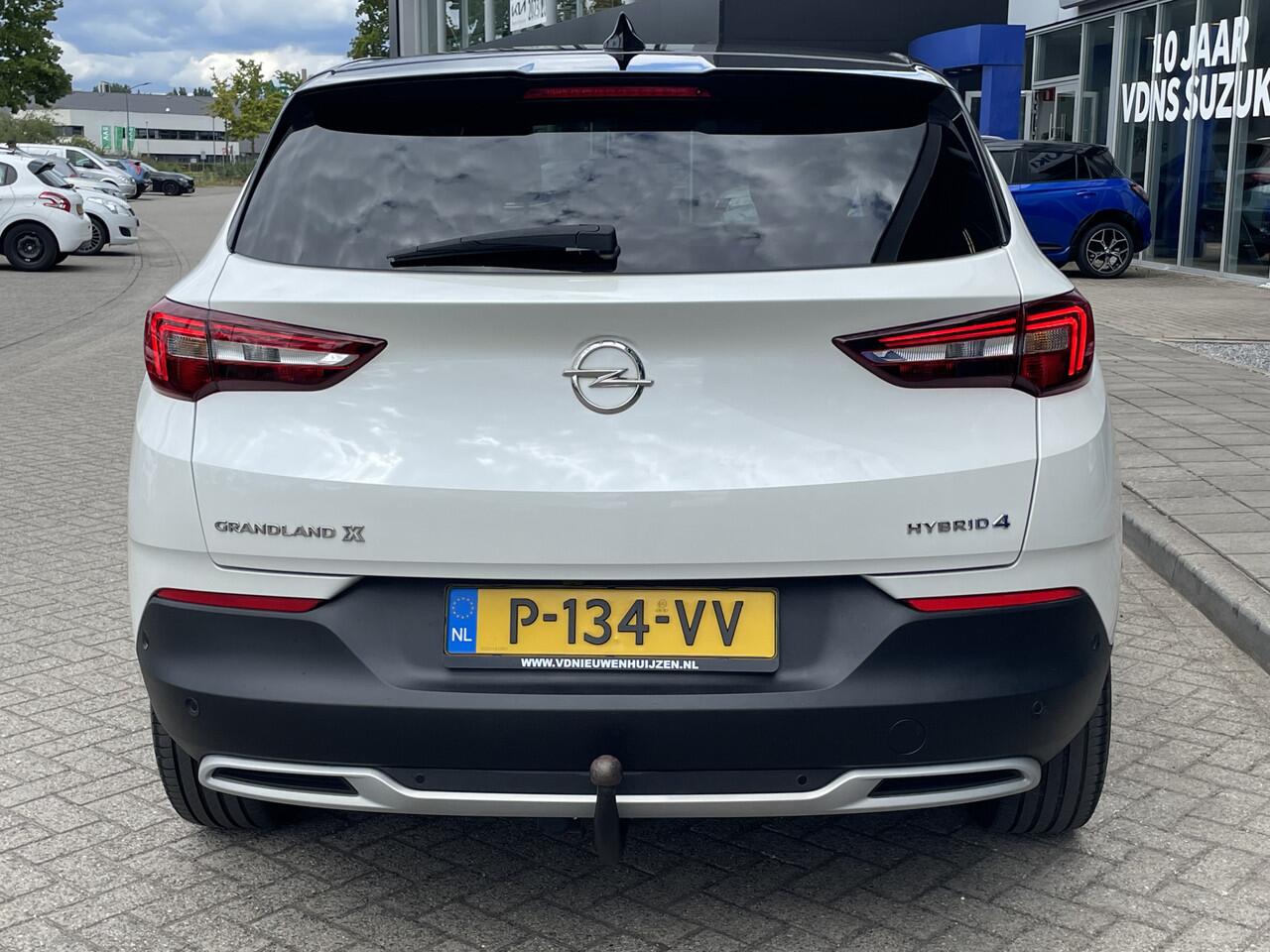Opel Grandland X 1.6 Turbo Hybrid4 Ultimate Navi | Camera | D.H. Detectie | Trekhaak | info;f.bogaars 0492588956