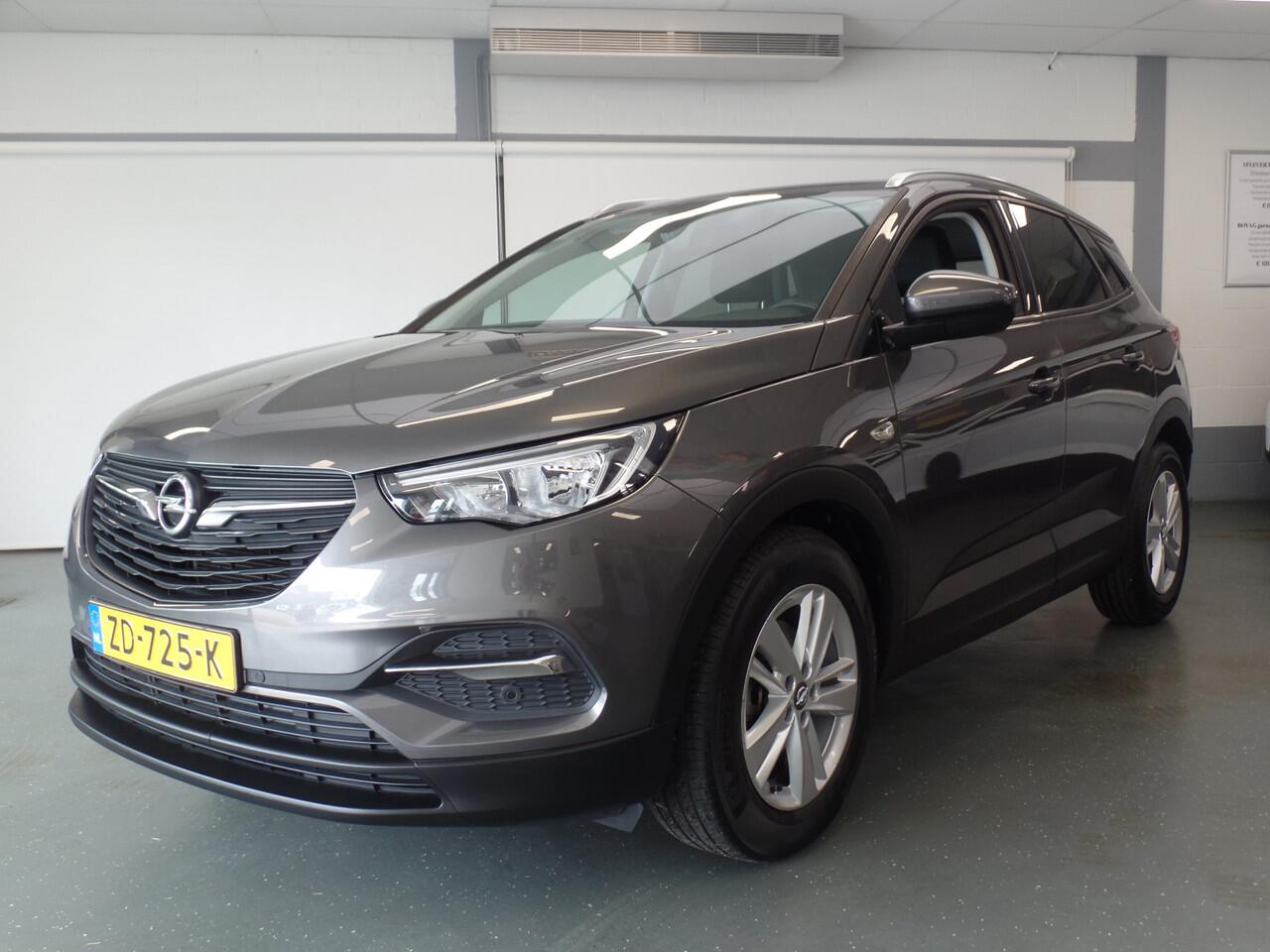 Opel Grandland X 1.2 Turbo Business + Navigatie, Achteruitrijcamera, Pdc, Cruise controle, Elek ramen, V/A, Deels leder, Lm velgen 17''Ex eerste eigenaar, Nederlandse auto!! Bovag afleverpakket 695,-