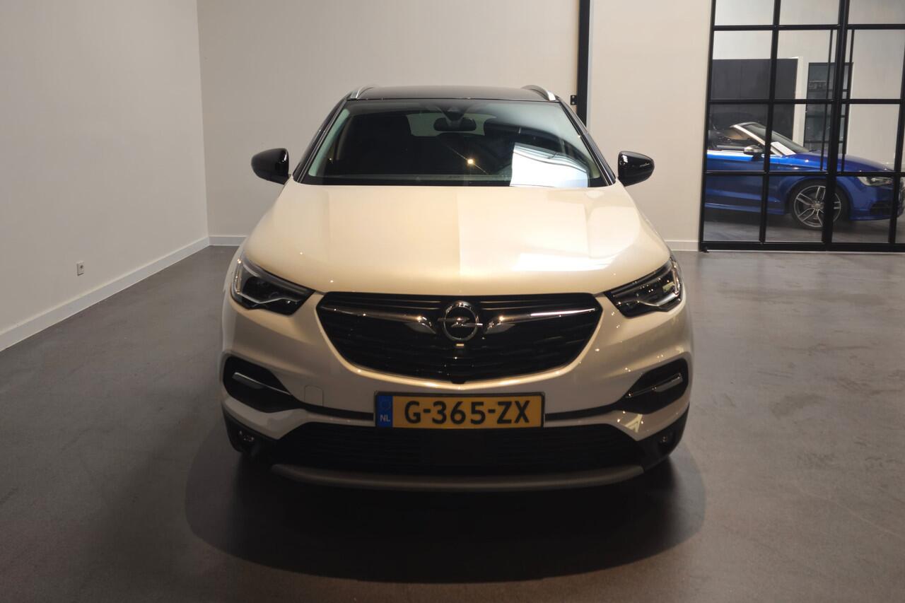 Opel Grandland X 1.2 Turbo Ultimate - Apple Carplay/Android Auto - Stoelverwarming voor en achter - Stoelventilatie - Stuurverwarming - Parelmoer - Leder - Trekhaak - 19' - Denon Premium Soundsystem