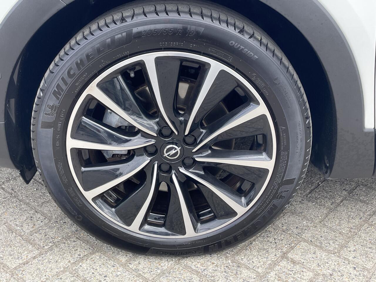 Opel Grandland X 1.6 Turbo Hybrid4 Ultimate Navi | Camera | D.H. Detectie | Trekhaak | info;f.bogaars 0492588956