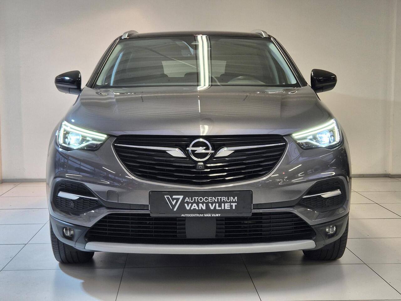 Opel Grandland X 1.6 Turbo Plug-in-Hybrid Ultimate | Navigatie | Stoelverwarming/Stoelverkoeling | 360º Camera | Apple Carplay/Android Auto | Keyless Entry |