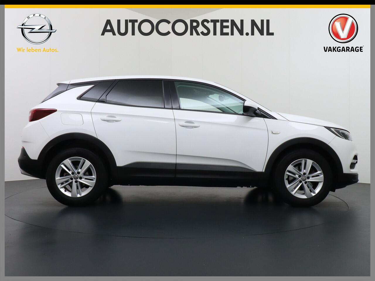 Opel Grandland X T131PK Apple Carplay Android Auto AGR-Comfortstoel Camera Navi Ecc Cruise Control Pdc DAB+ Regen-Lichtsensor Lane Assist Led Verkeersbord detectie Bluetooth Privacy Glas Lmv 17" Elegance 1e Eigenaar Origineel Nederlandse auto Euro 6