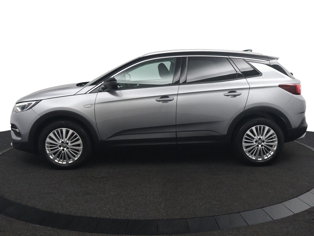 Opel Grandland X 1.2 Turbo*AUTOM*ECC*STOELVERW/KOEL*CARPLAY*COMF.AC