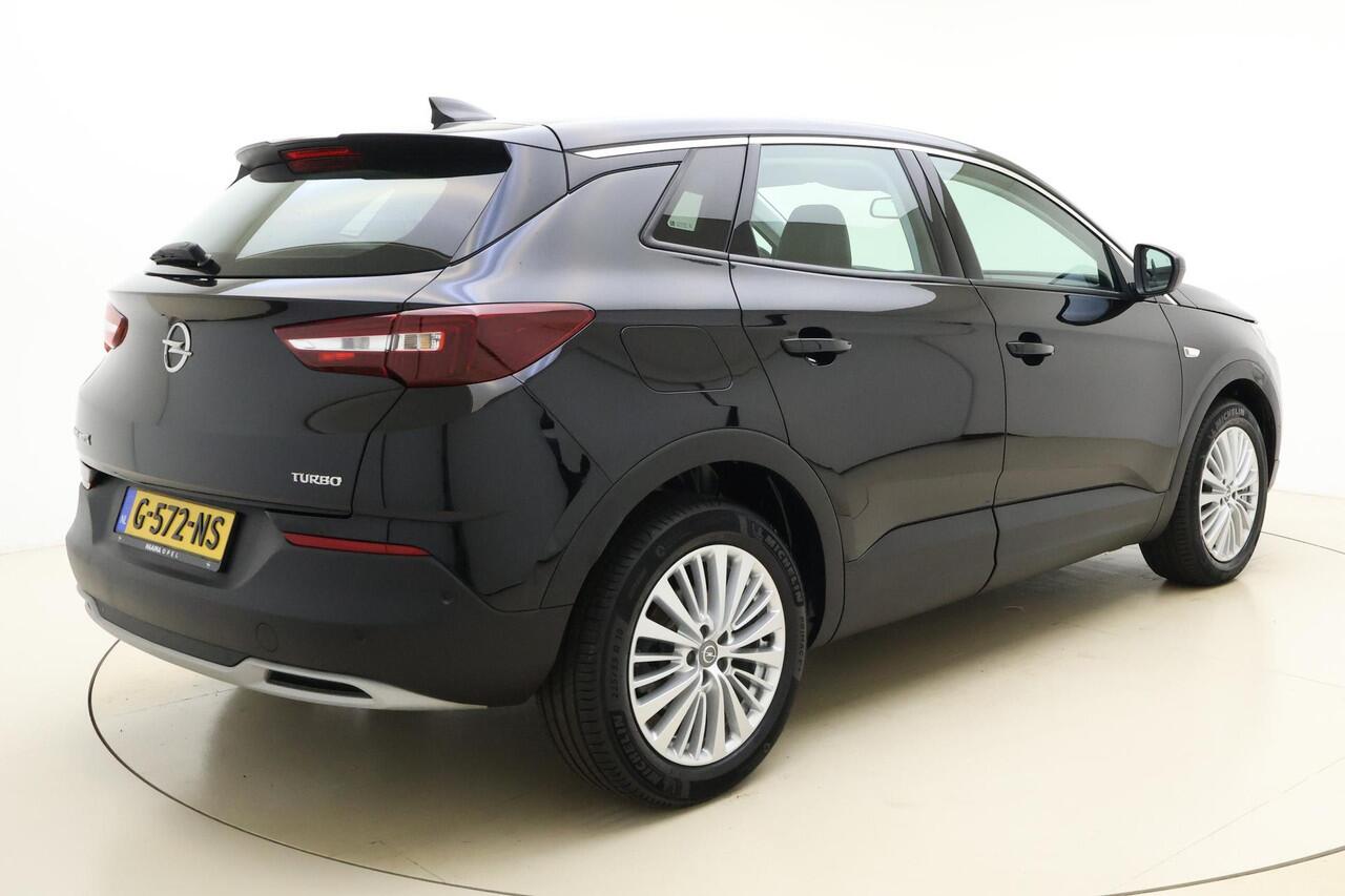 Opel Grandland X 1.6 Turbo 180pk Innovation Automaat | Navigatie | Camera | Lichtmetalen velgen | Stoel & Stuurverwarming | Cruise control