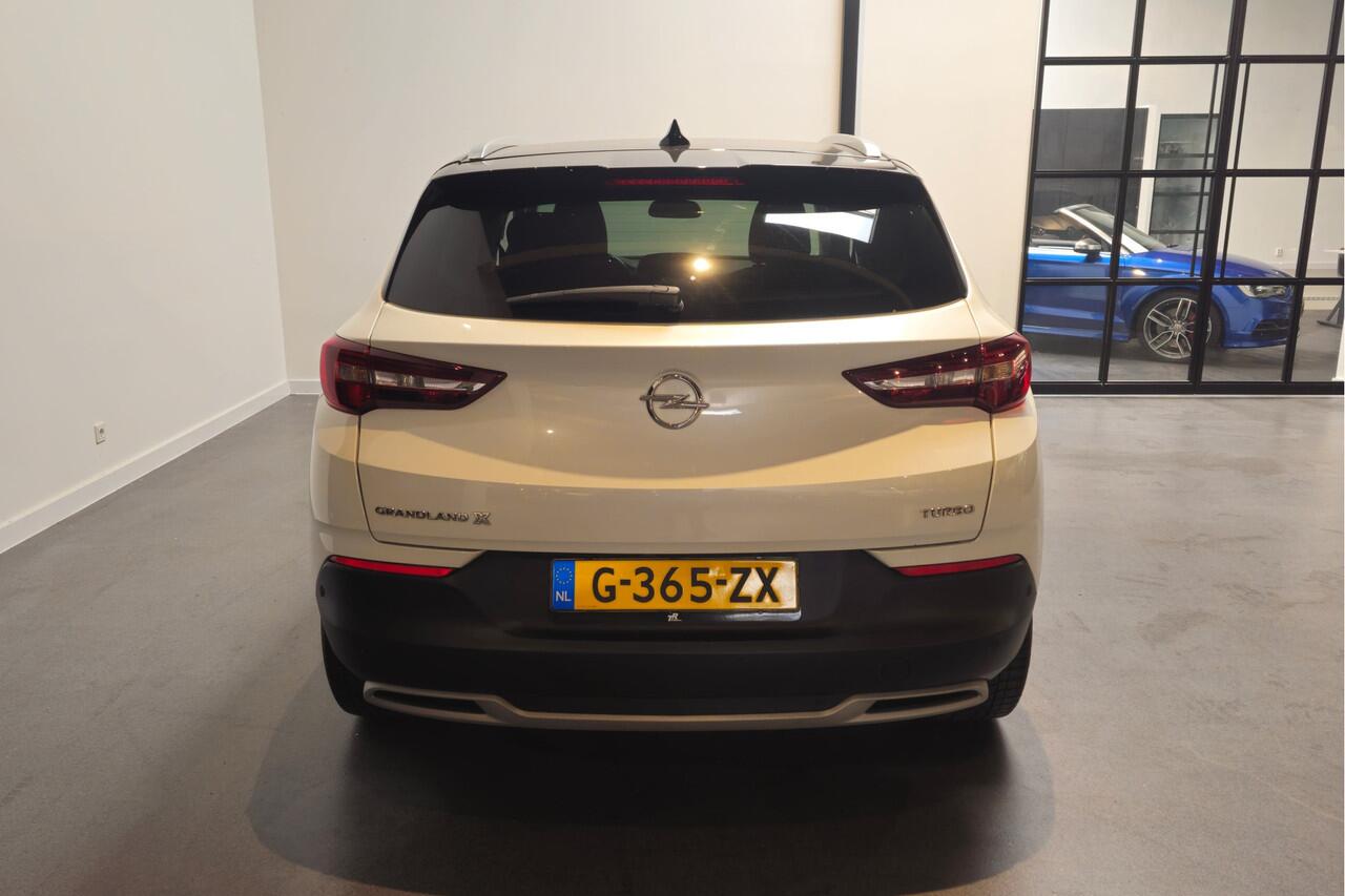 Opel Grandland X 1.2 Turbo Ultimate - Apple Carplay/Android Auto - Stoelverwarming voor en achter - Stoelventilatie - Stuurverwarming - Parelmoer - Leder - Trekhaak - 19' - Denon Premium Soundsystem