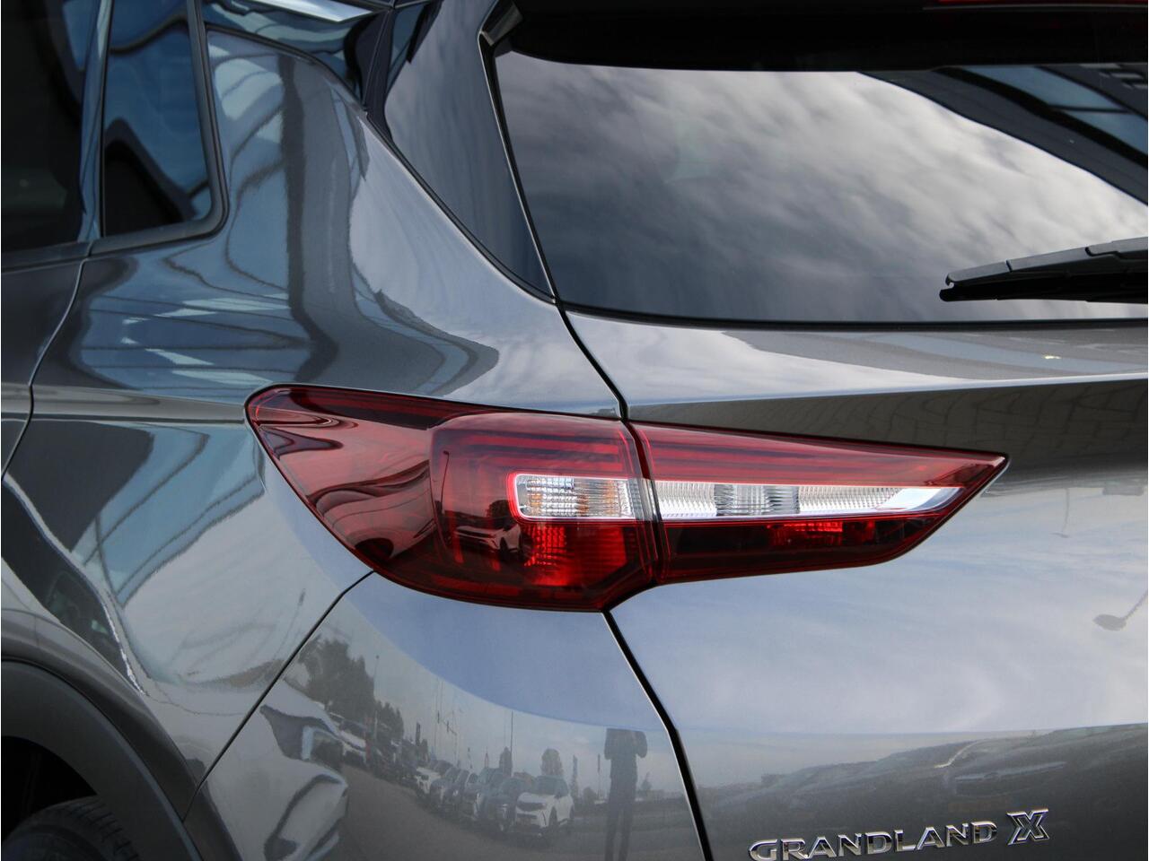 Opel Grandland X 1.2 Turbo Innovation Automaat | Navi / Camera / Climate