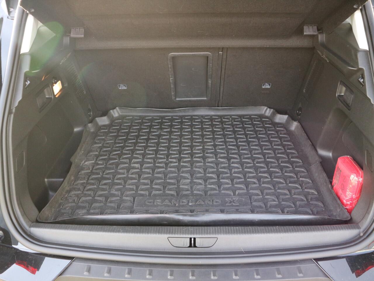 Opel Grandland X 1.2 Turbo Business Executive AUTOMAAT TREKHAAK