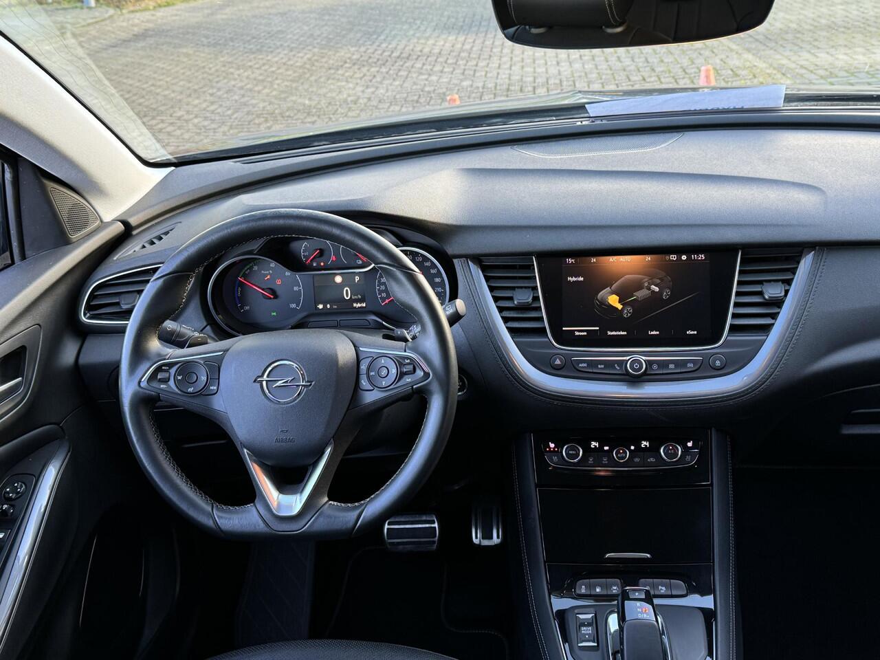 Opel Grandland X 1.6 Turbo Hybrid4 Ultimate 300pk ! | Stoelventilatie/verwarming | Camera | Full LED | Leer | Carplay |Navi | Cruise